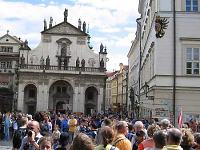 Prager Altstadt im Sommer während der Ferienzeit